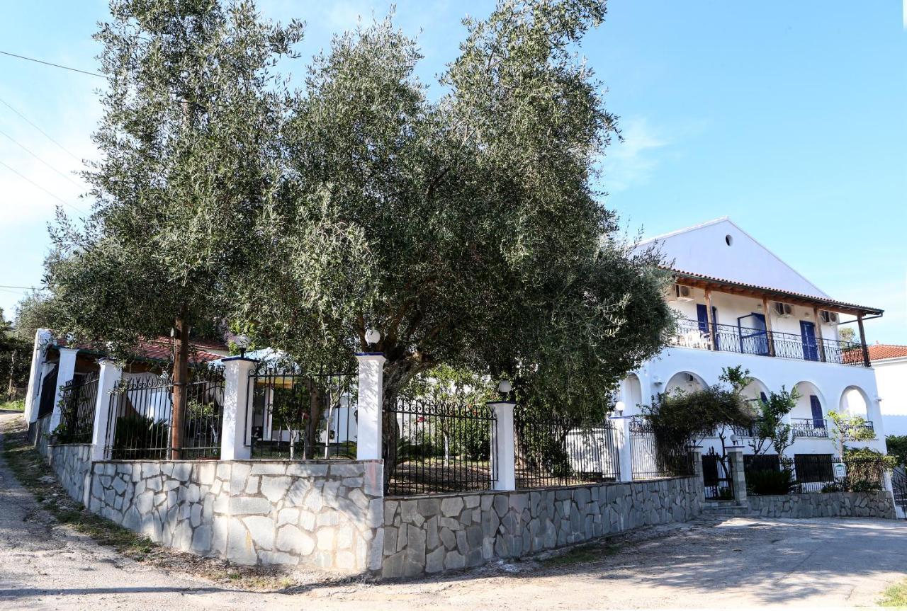 Athina Apartments Kato Korakiana Екстер'єр фото