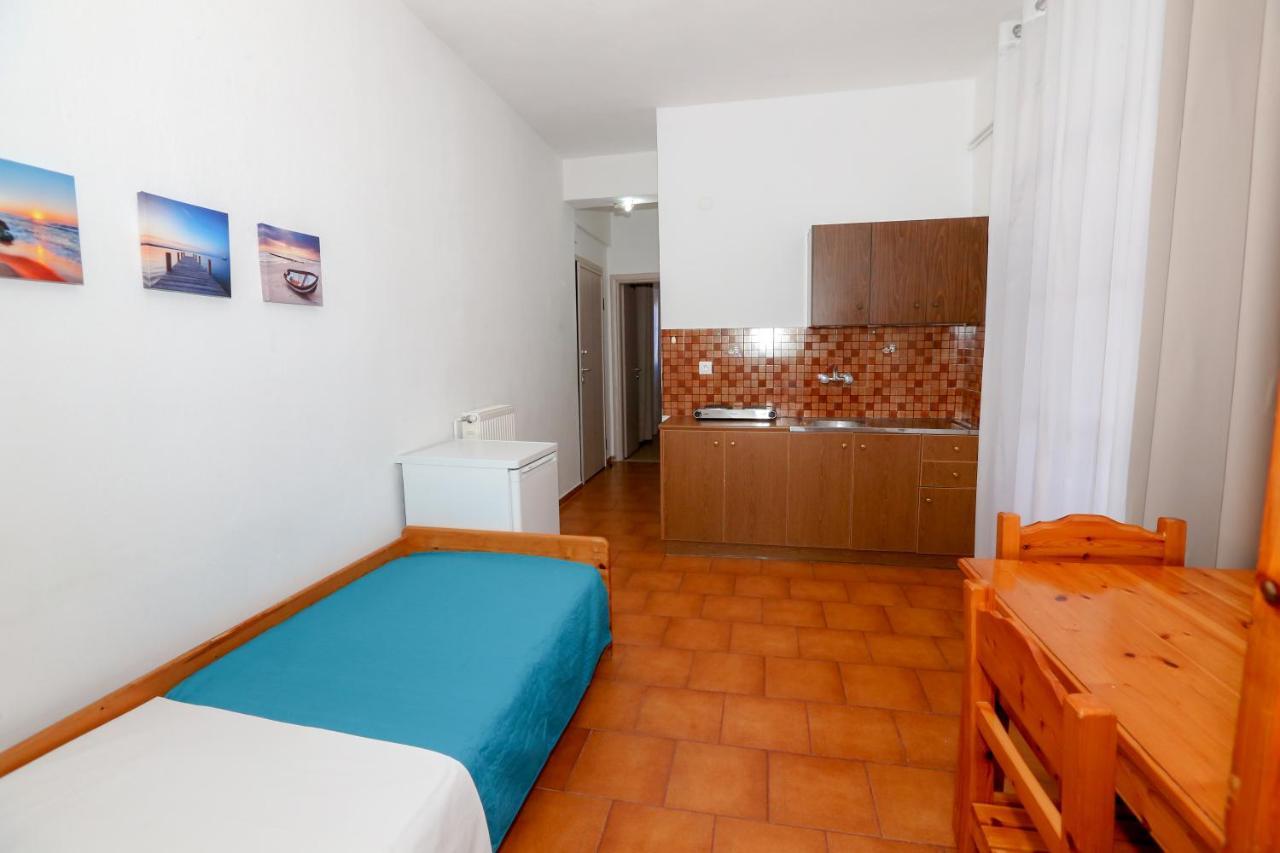 Athina Apartments Kato Korakiana Екстер'єр фото